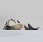 Free standing piece in ceramic