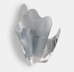 Wall mounted piece in metal